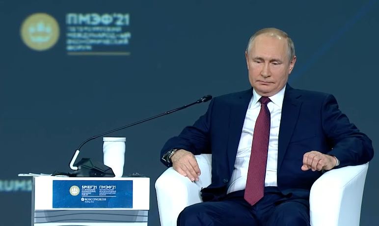 Putin: ABD, Sovyetler Birliği'nin yolunda ilerliyor