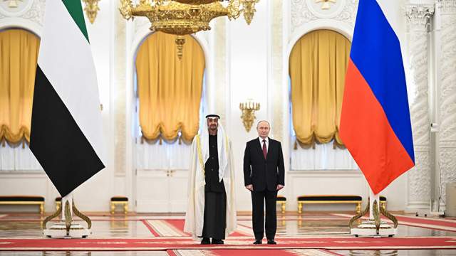 Putin, Birleşik Arap Emirlikleri Lideri ile Kremlin'de Görüştü