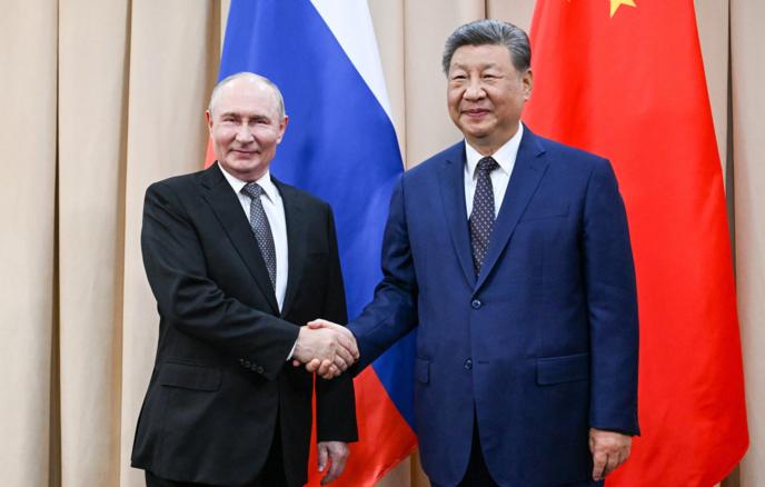 Putin Bişkek’te Şi Jinping ile görüştü