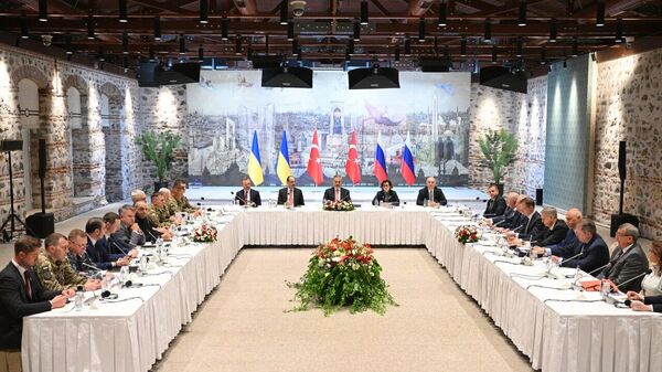 Putin: İstanbul Mutabakatı Ukrayna ile Müzakerenin Temeli Olmaya Devam Ediyor
