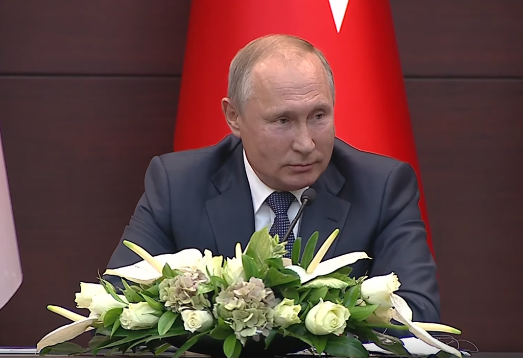 Putin, Rusya’nın terörle mücadelede Müslüman ülkeleri destekleyeceğini söyledi