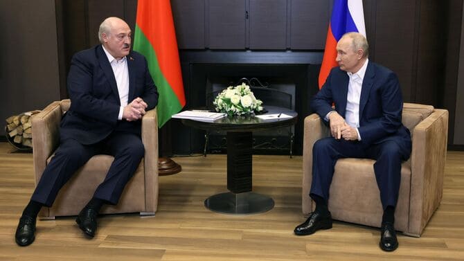 Putin Soçi’de Belarus lideri ile görüştü