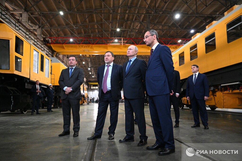 Putin, Tula'daki sanayi tesislerini ziyaret etti