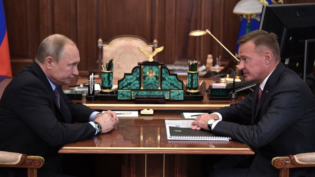 Putin Ulaştırma Bakanı Starovoyt'u Görevden Aldı