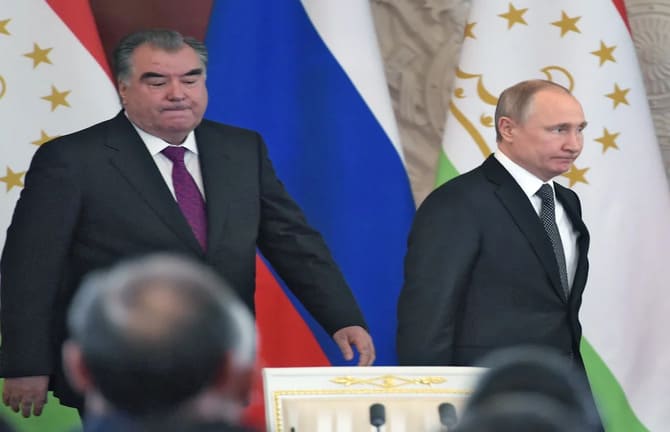 Putin ve Rahmon, Tacik Göçmenlerin Durumunu Görüştü
