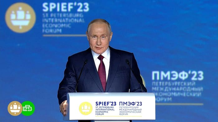 Putin’den ekonomiye ve dış politikaya ilişkin önemli açıklamalar