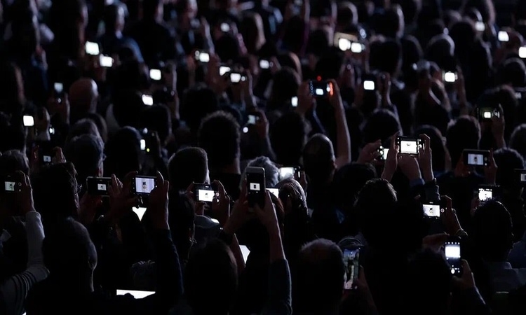 Reuters: ABD, Rusya’ya 'akıllı telefon' satışını yasaklayabilir