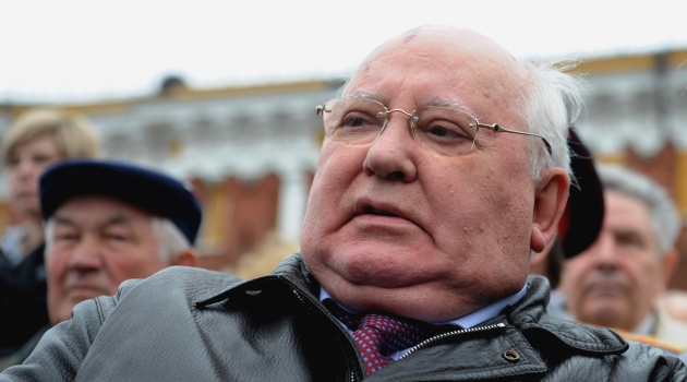 Gorbaçov: Soğuk Savaş gerçeğe dönüşebilir, korkuyorum