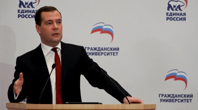 Medvedev: Toplumdan uzak siyaset anlayışı sona erdi