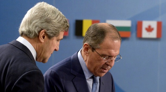 Kerry, Lavrov’un telefonuna cevap verdi, 40 dakika Suriye konuştular