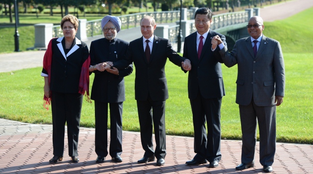 BRICS ülkeleri 100 milyar dolarlık “Kalkınma Bankası” kuruyor