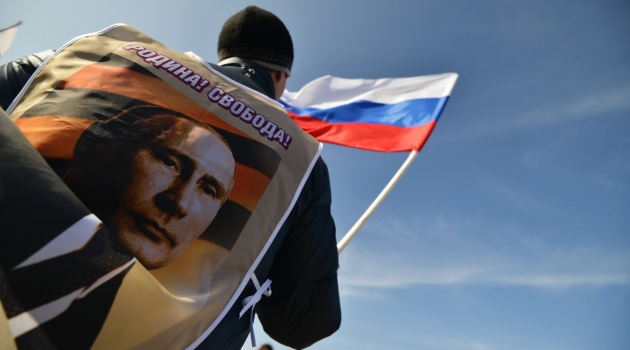 Kırım kararı Putin’e desteği yüzde 71,6’ya yükseltti