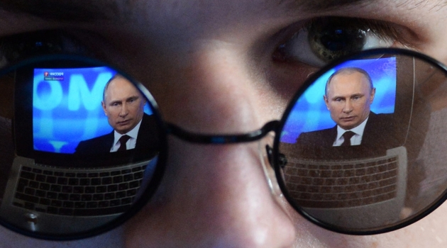 Putin, Snowden’in dinlemelerle ilgili sorusuna cevap verdi