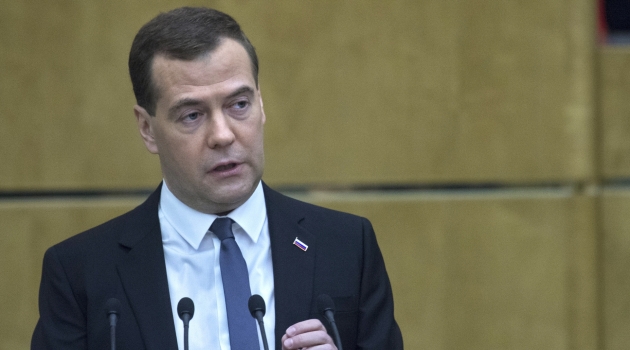 Medvedev: Rusya’nın Ukrayna’ya yardımı 250 milyar dolar