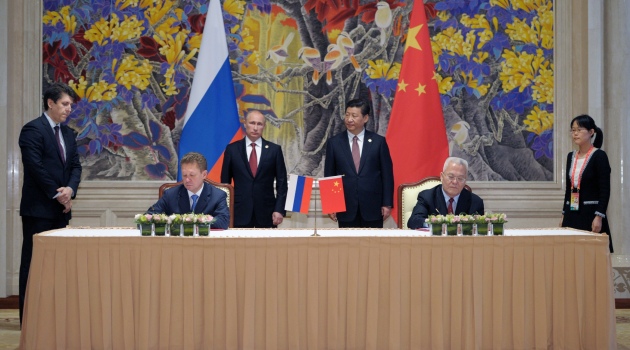 Putin: Çin’le doğalgaz anlaşması yarın uygulamaya başlıyor