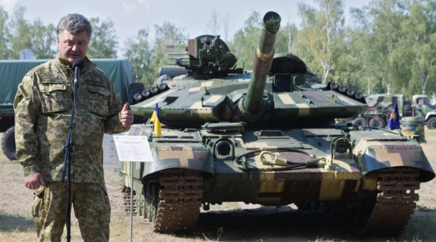 Poroşenko’dan itiraf: Krizi çözmek içim askeri metot yeterli değil