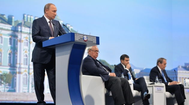 Putin: Rusya’da derin ekonomik kriz tahminleri tutmadı