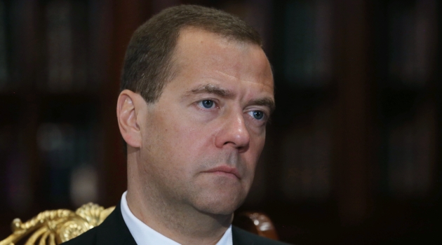 Medvedev: Güney Osetya müdahalesi sert oldu