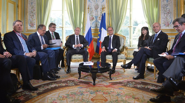 Putin, Ukrayna zirvesi için Elysee Sarayı’nda