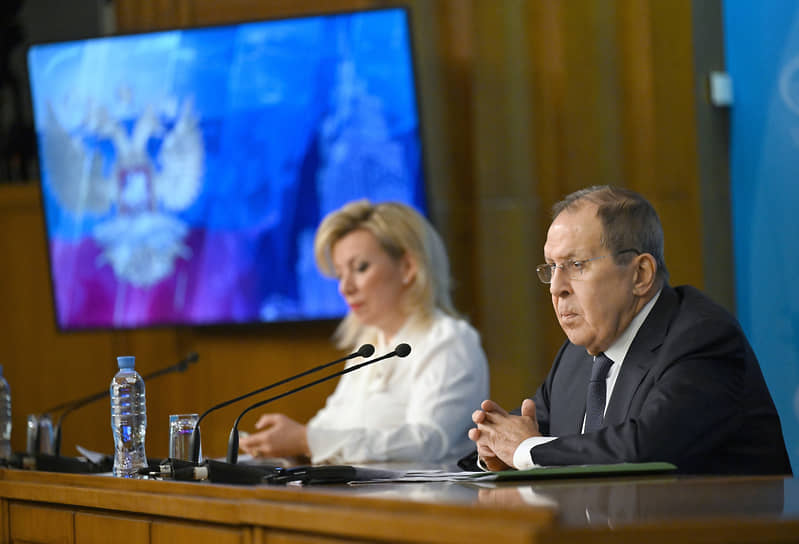 Rus Dışişleri'nden 'Lavrov İstifa Etti' İddialarına Yanıt