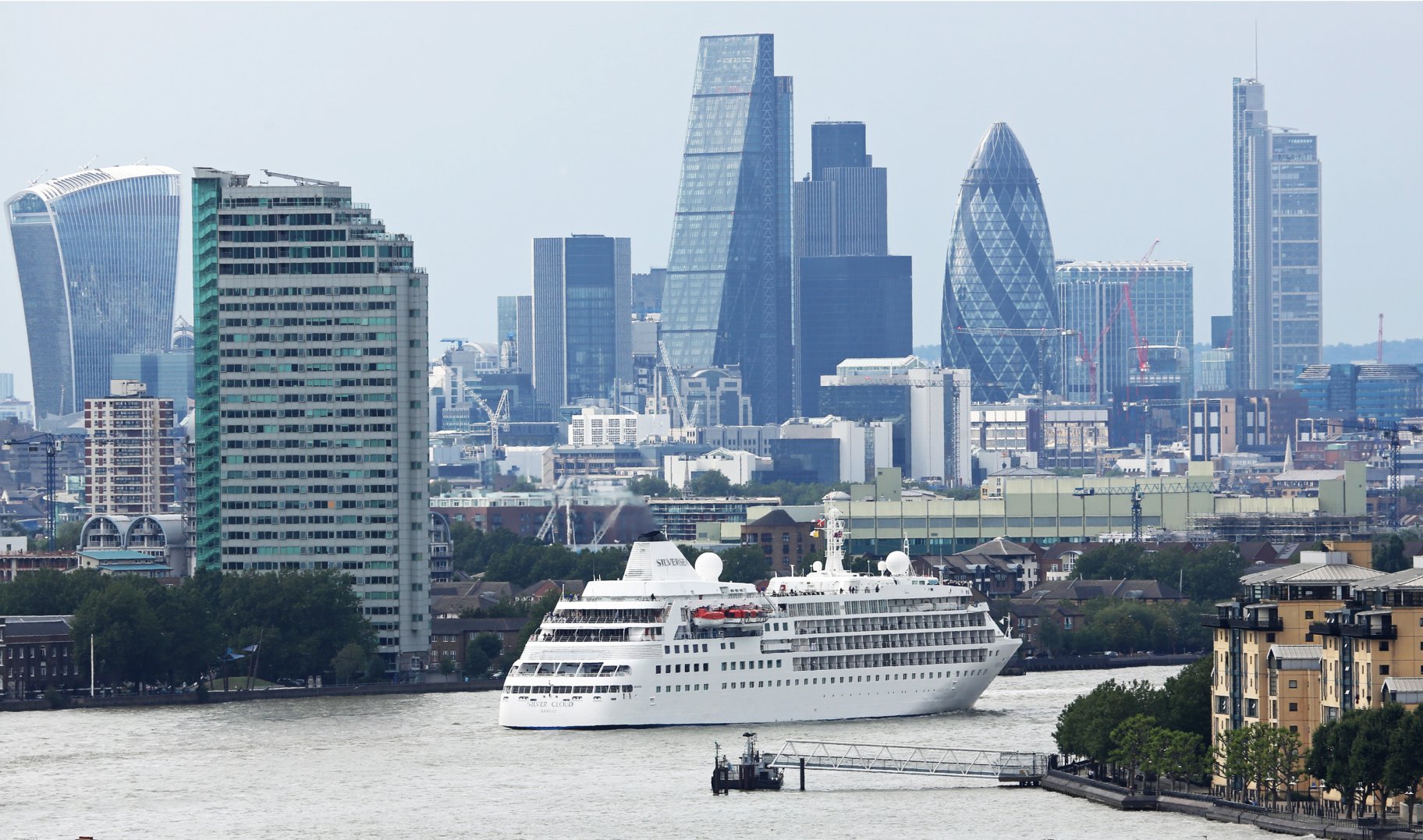 Rusların Yurtdışı Mülk Talebi Sert Düştü: 2025'te Yüzde 28 Azaldı