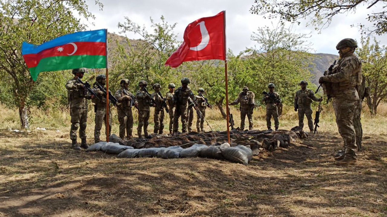 Rusya, Bakü ve Ankara’nın askeri alanda yakınlaşmasını yakından izliyor.