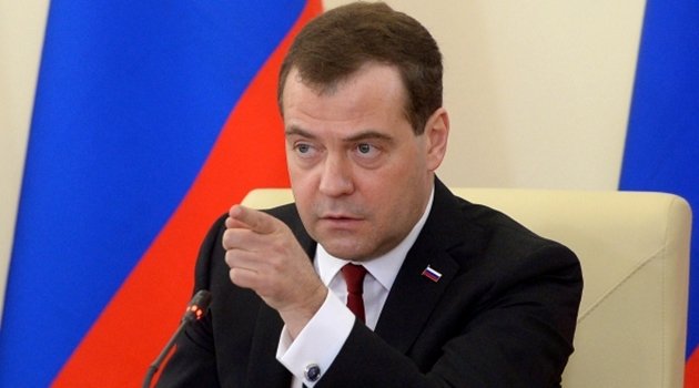 Medvedev: "Ambargoları kaldırmayacağız"