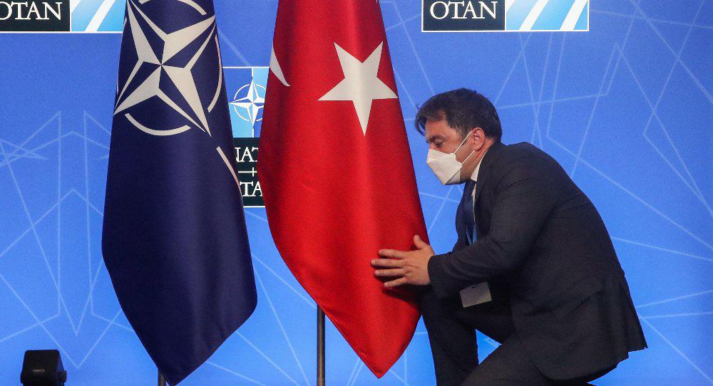 'Rusya-NATO krizi Türkiye'nin denge politikasını test ediyor'