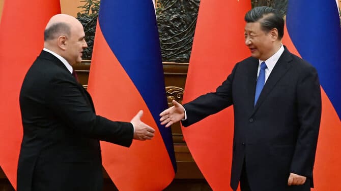 ‘Rusya ve Çin ticari ve ekonomik ilişkilerini daha da genişletecek’