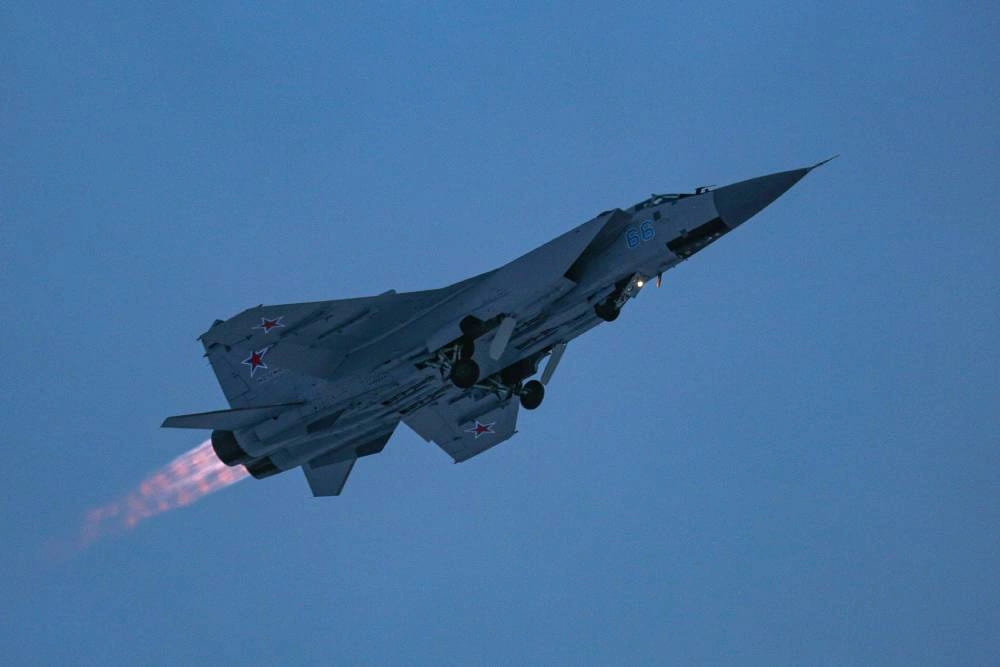 Rusya'da MiG-31 Avcı Uçağı Düştü