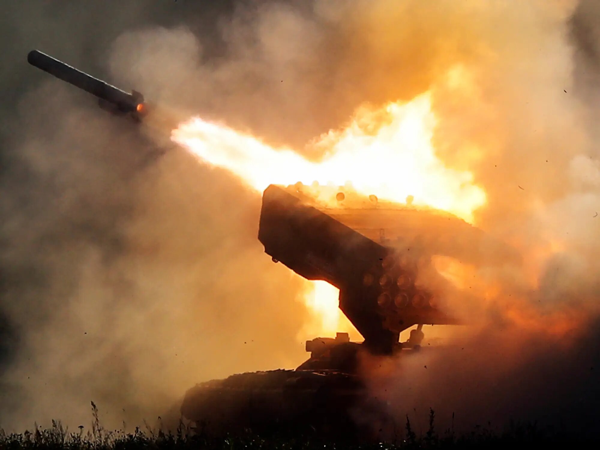 Rusya'nın Ukrayna'da “Ölümcül Silah” TOS-1A kullandığına dair iddialar yalanladı