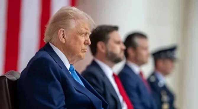 Trump, Rusya'ya Yaptırım Kararı İçin 2 Haziran'daki Müzakereyi Bekleyecek