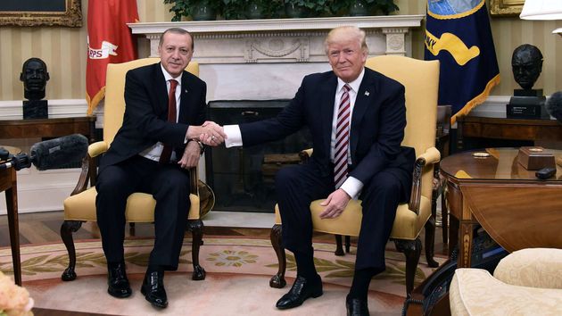 Trump ve Erdoğan telefonda görüştü: Türkiye S-400 teklifini yineledi