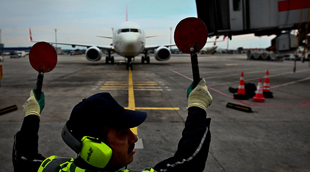 Asılsız bomba ihbarı Ufa-İstanbul uçağını 2 saat geciktirdi