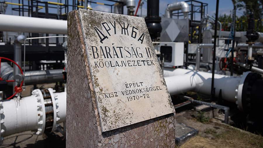 Ukrayna, Avrupa'ya petrol taşıyan Rus petrol boru hattını kapattı
