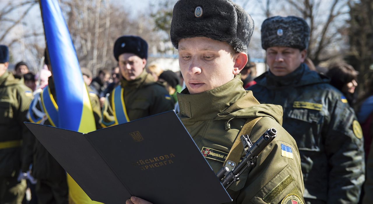 Ukrayna, zorunlu askerliği tamamlayanlara terhis yolunu açıyor