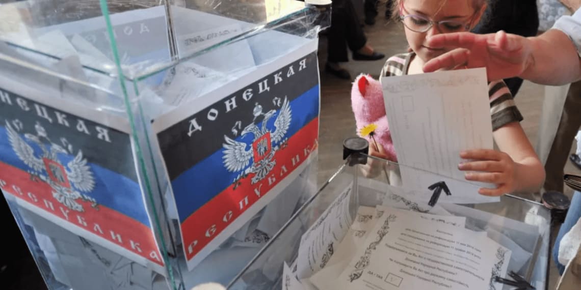 Ukrayna’nın doğu ve güney bölgelerinde referandum başladı