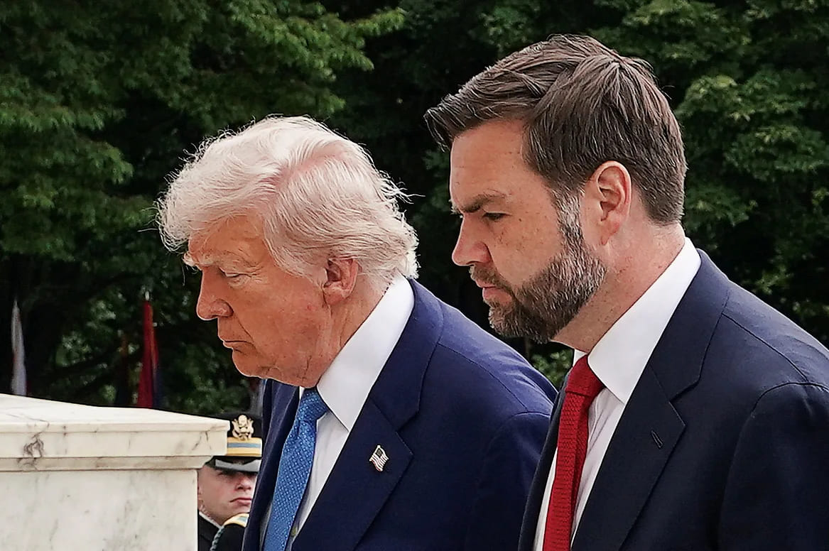 Vance: "Biden Yönetiminin Ukrayna'ya Askeri Yardım Harcamaları Çılgınlıktı"