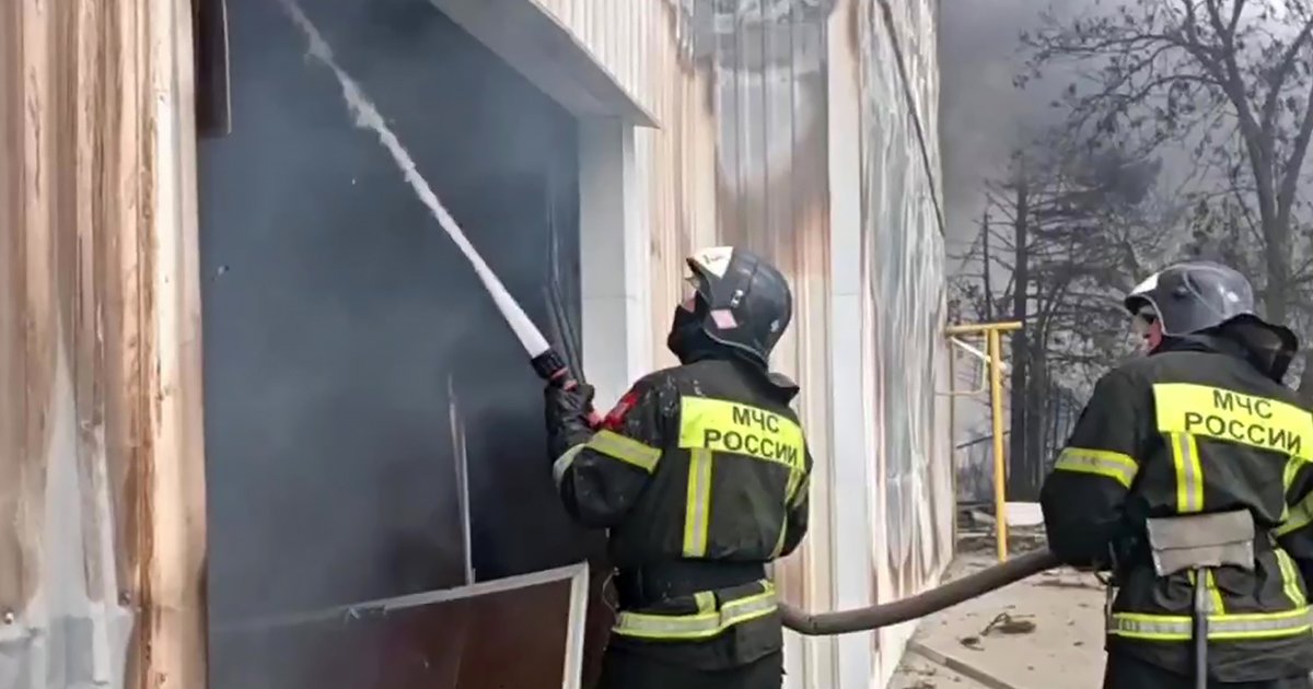 Yekaterinburg’da Wildberries Deposuna İHA Saldırısı: 800’den Fazla Çalışan Tahliye Edildi