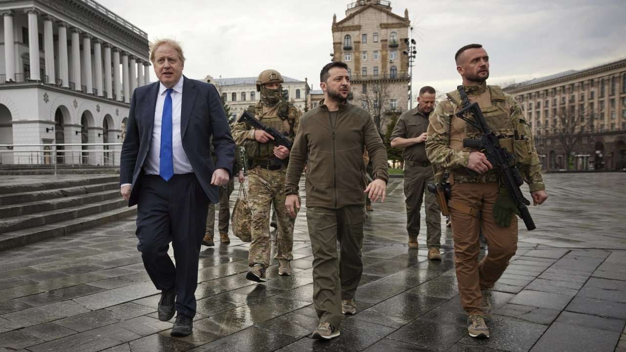 Zelenski ilk kez günlük asker kayıplarını açıkladı!