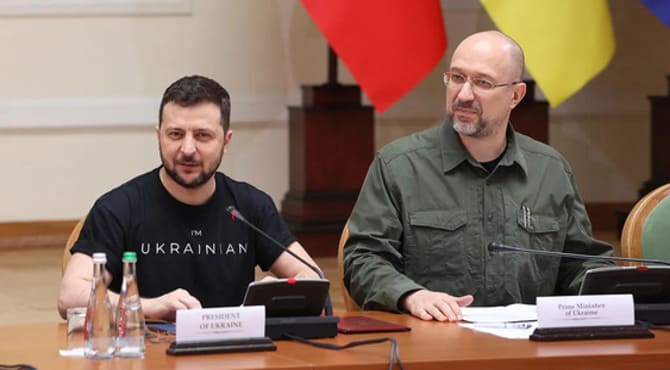 Zelenski Yeni Savunma Bakanı İle Rusya'ya Büyük Saldırıları Görüştü