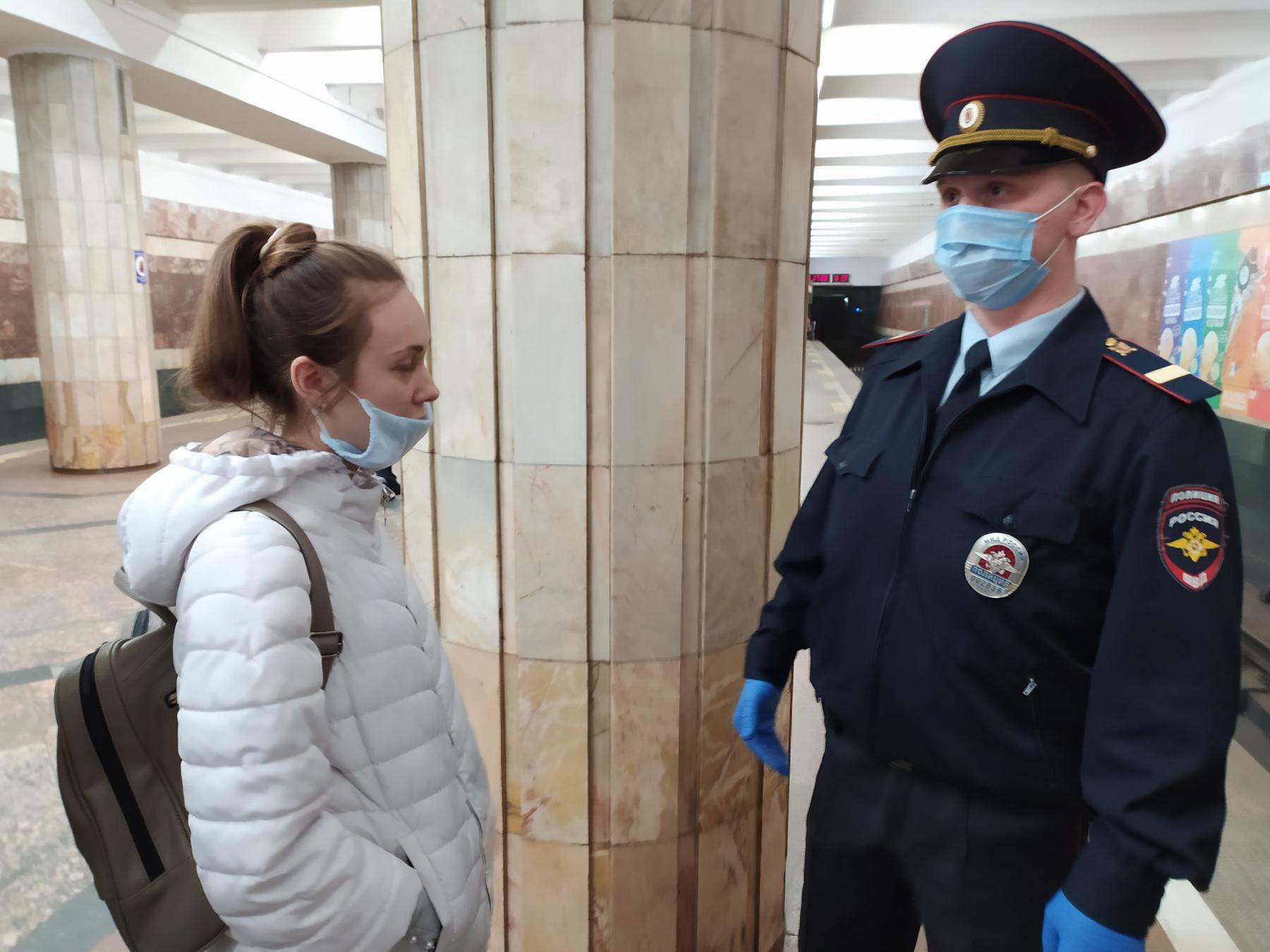 Moskova’da şehir içi ulaşımda koronavirüs kısıtlamaları sertleştirildi