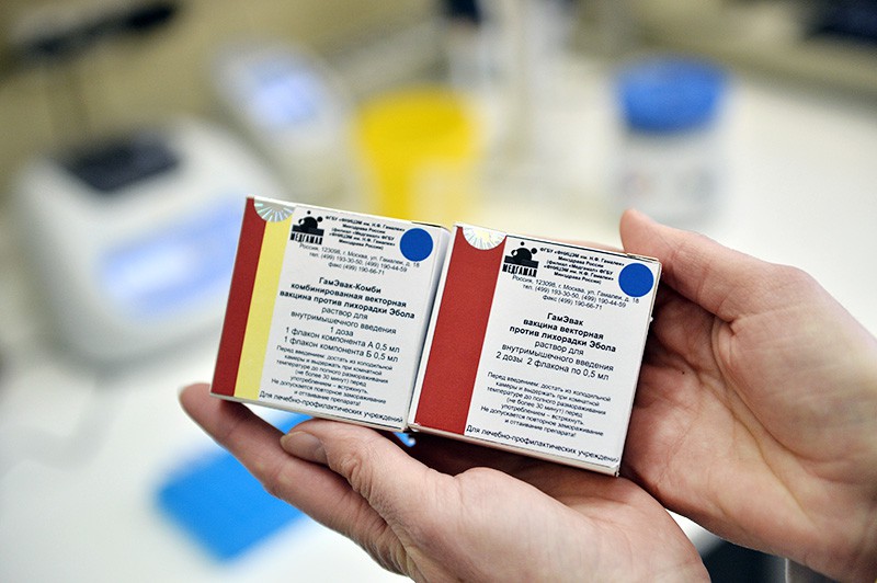Rusya, DSÖ ile Ebola'ya Karşı Rus Aşısını Görüşüyor