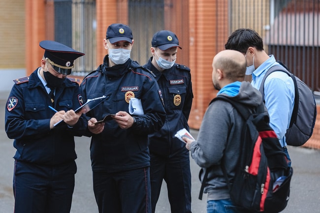 Rusya'da 'Delta Varyantı' Alarmı; Yeni Koronavirüs Kısıtlamaları Getirildi