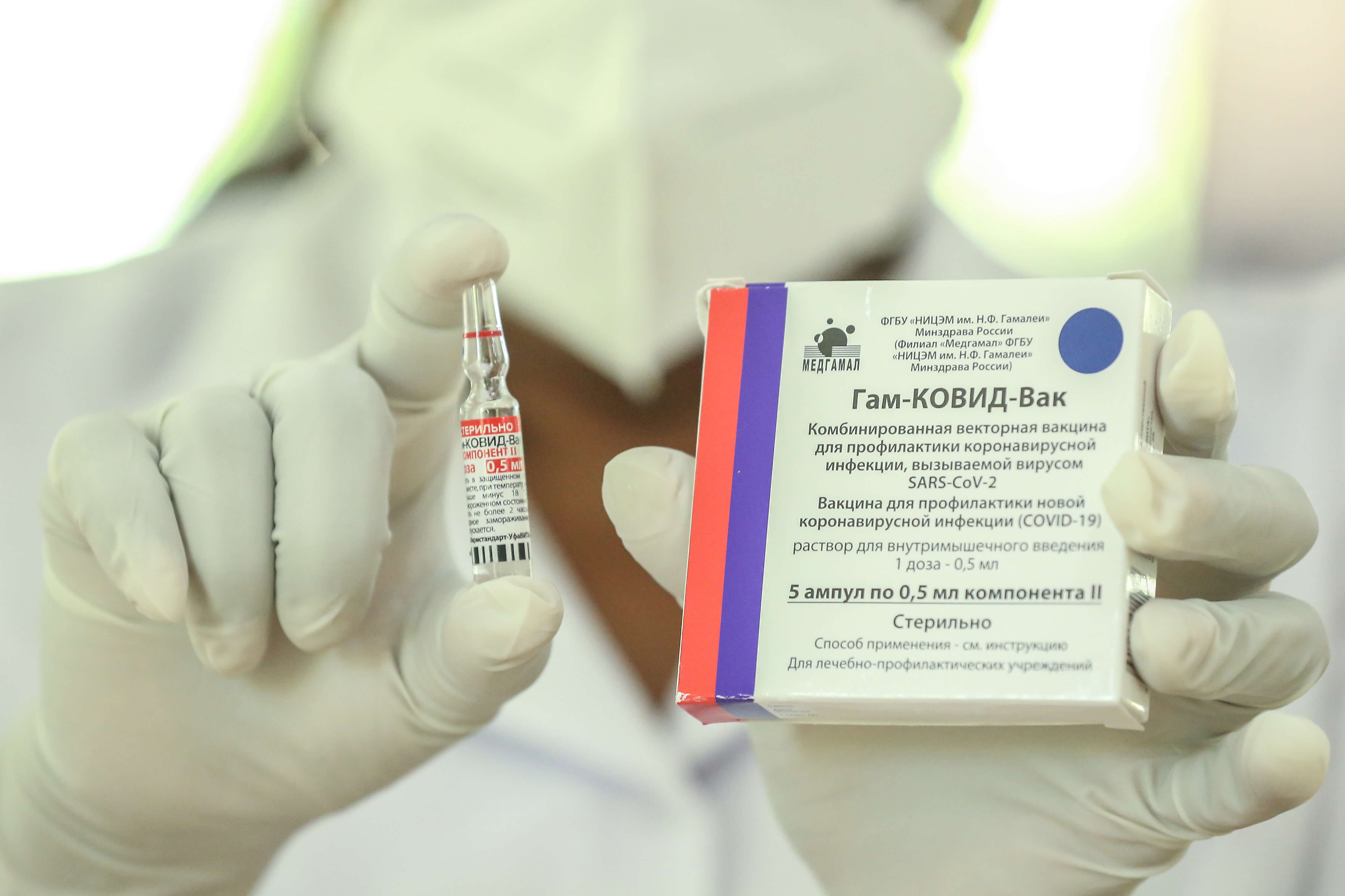 Rusya’da Korona aşısı olana 2 gün izin