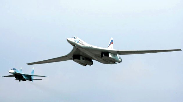 Kolombiya: Rus stratejik uçakları hava sahamızı ihlal etti
