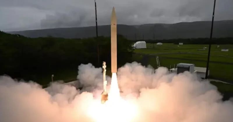 ABD, Yeni Kıtalararası Balistik Füze Minuteman III Test Etti
