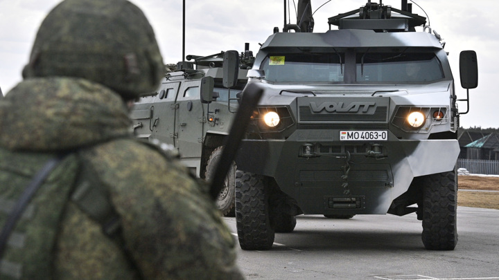 Belarus Ordunun Savaşa Hazırlık Durumunu Kontrol Ediyor