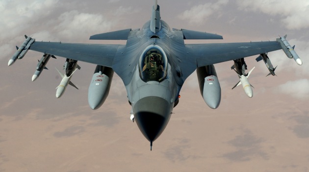 Türk F-16'lar Rus uçağına önleme yaptı