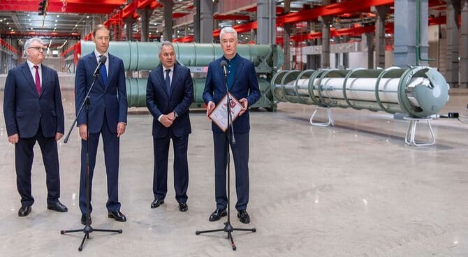 Moskova’da yeni roket fabrikası açıldı